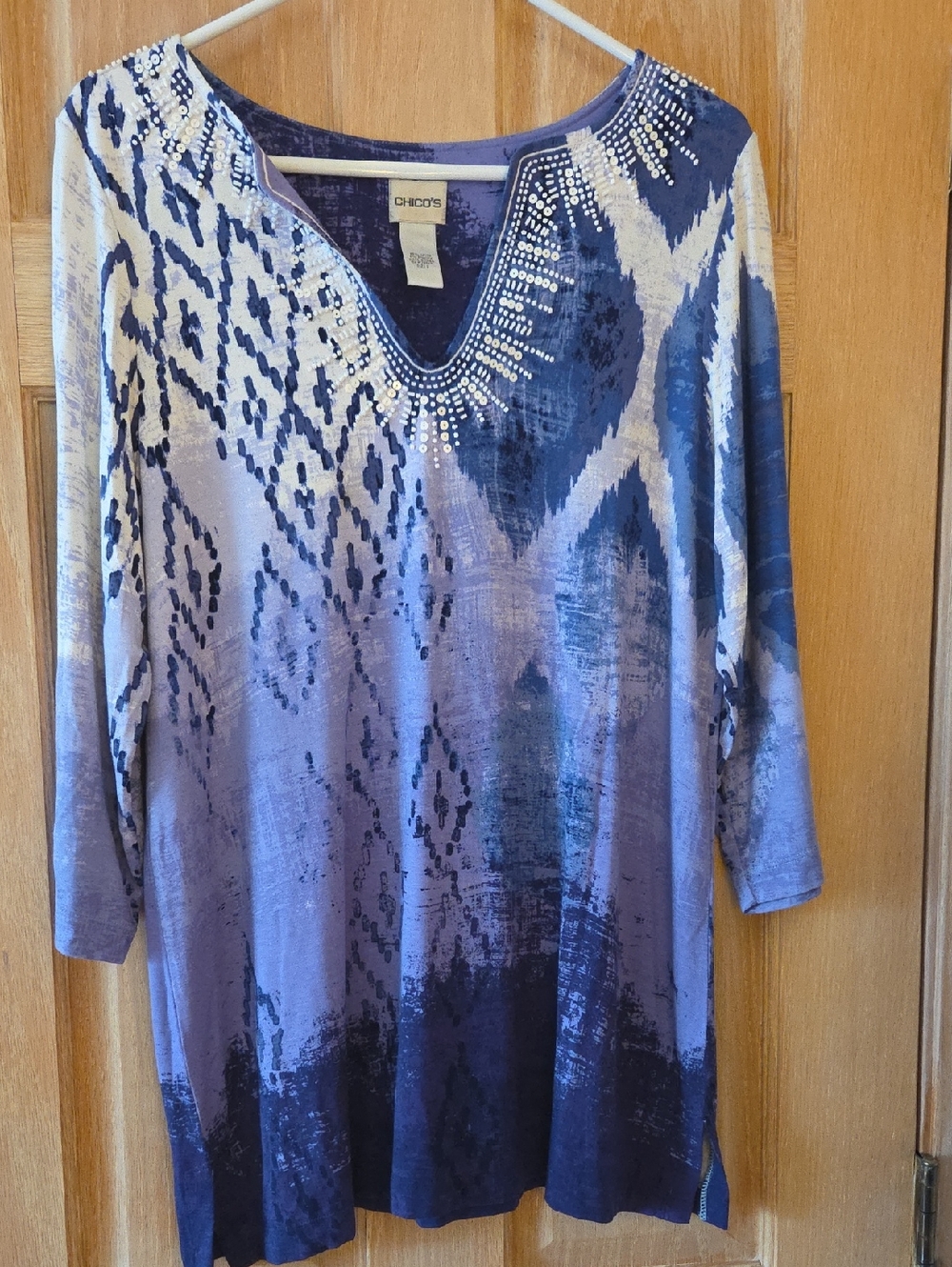 Chico's Purple and White Printed V-Neck Tunic with Beaded Neckline